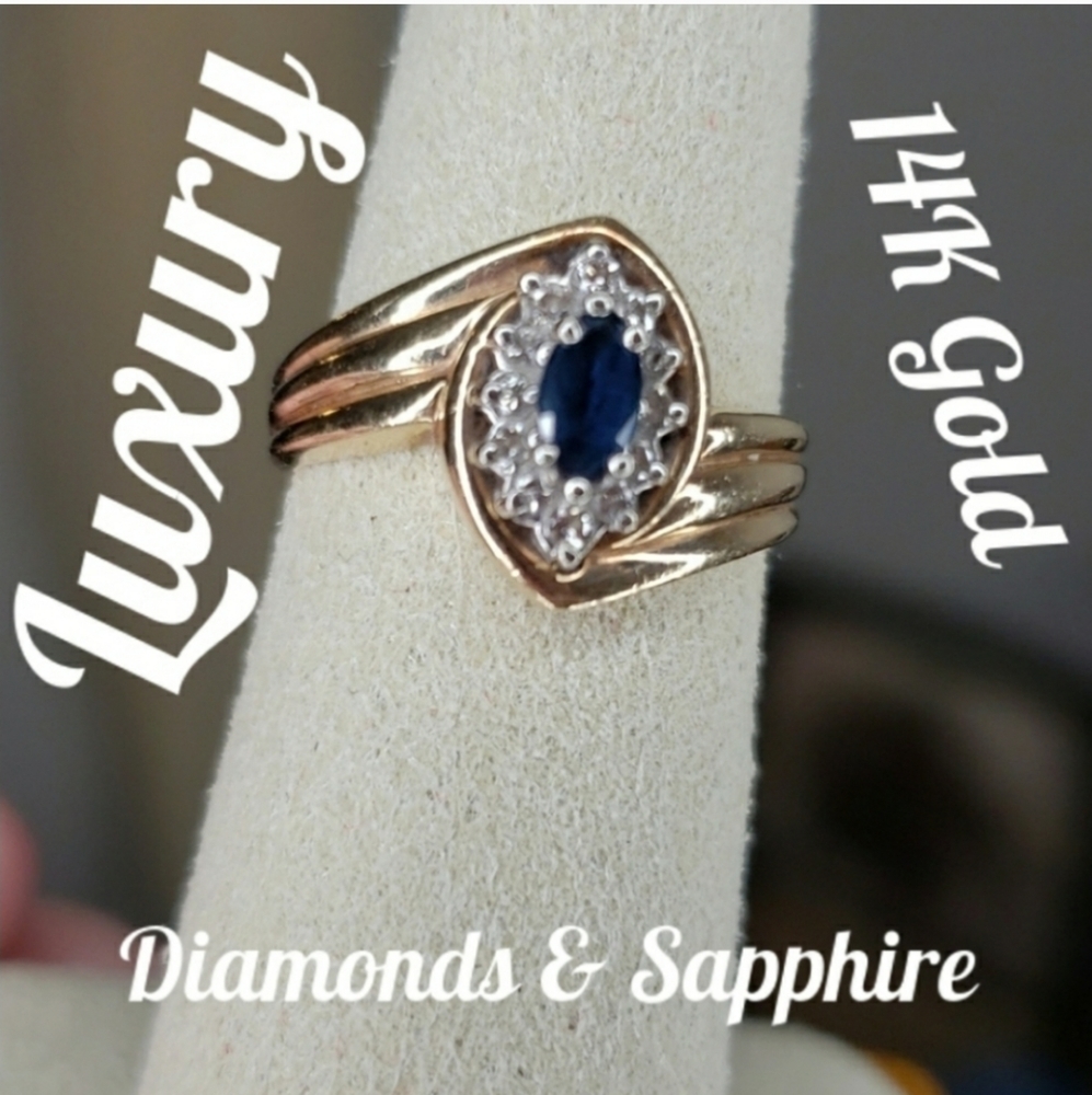 Ladies 14K Yellow Gold Diamond Sapphire Ring Vintage